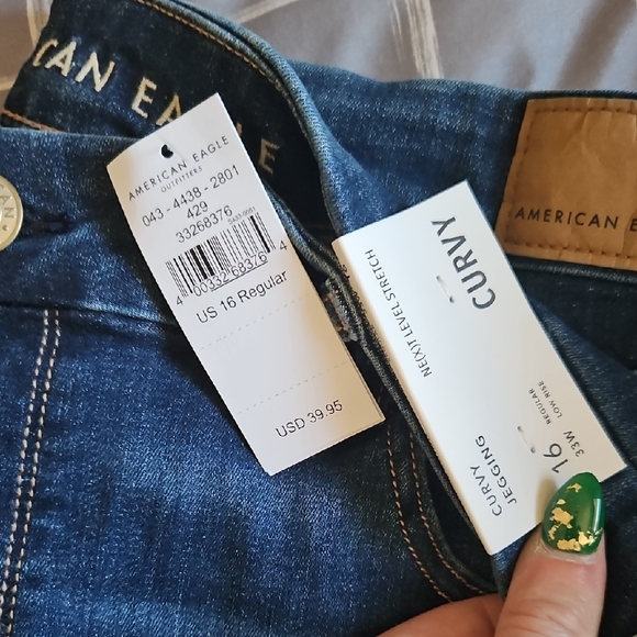 NWT AE JEANS CURBY - Picture 4 of 4